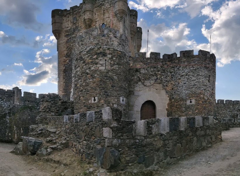 Castle of Monleón, Spain